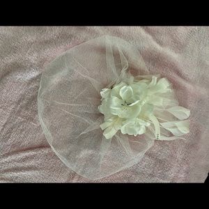 Bridal blusher/veil
